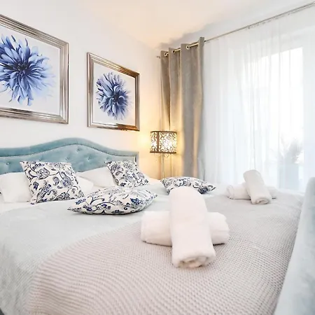 Navigator -lux Nadmorskie Tarasy דירה קולובז'ג