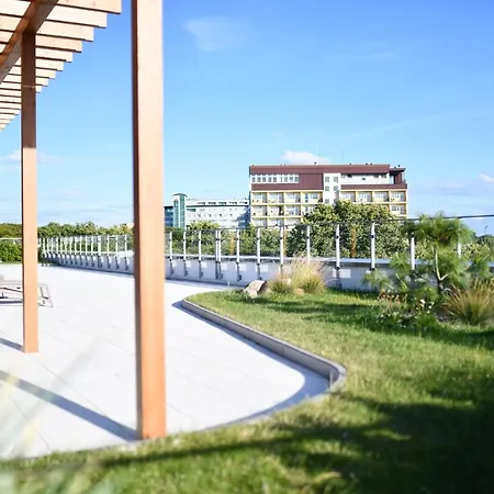 Navigator -lux Nadmorskie Tarasy Колобжег